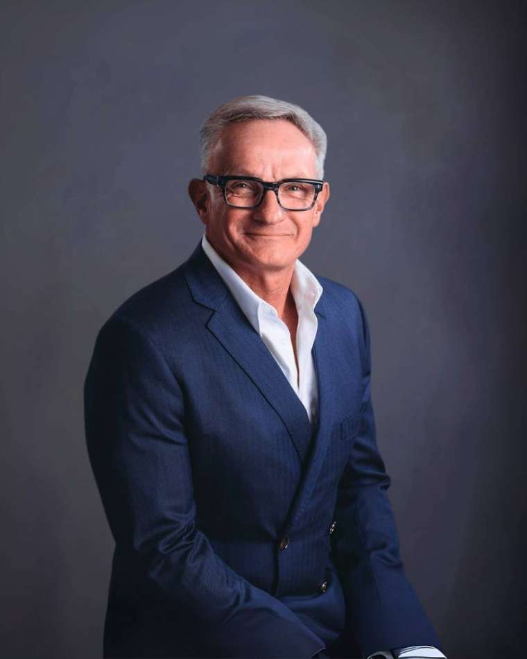 Dr. Stephen J. Rogers